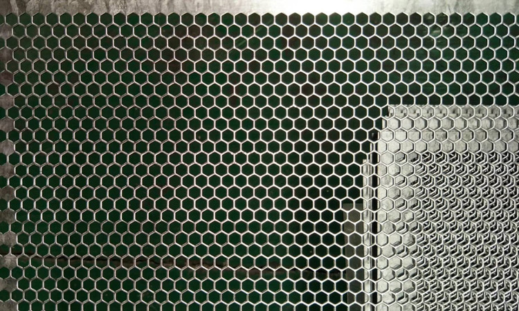 六角孔洞洞板產(chǎn)品展示