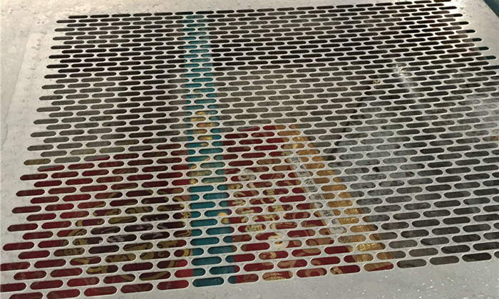 長腰孔鐵板沖孔網產品展示